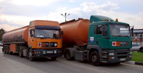 Перевозка автоцистернами химических наливных грузов