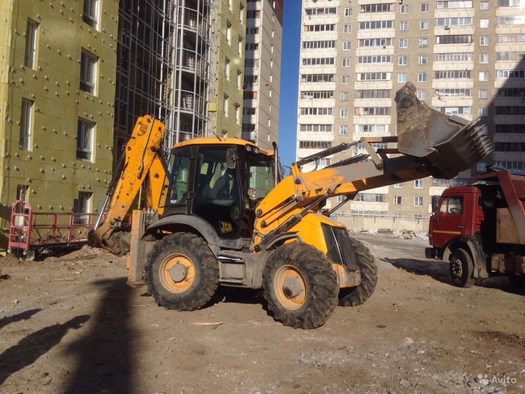 Аренда экскаватора-погрузчика — Ялуторовск | Цены на услуги колесного  погрузчика | Перевозка-24