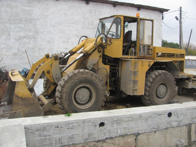 Вилочный погрузчик komatsu fd18t-21. Фронтальный погрузчик чсдм в-138. Фронтальный погрузчик нео 300. Авито свердловская область погрузчики. Автопогрузчик komatsu fg 15t-21.