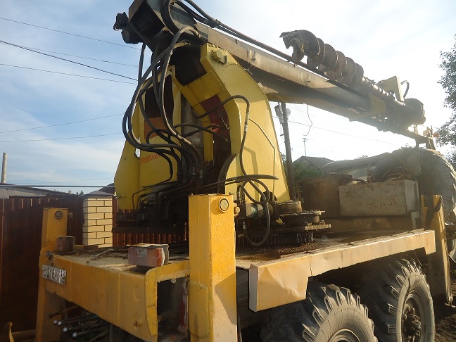 Скбм. Зил скбм 131. Зил 131 краново бурильная машина скбм-1. Ямобур скбм-1. Скбм.