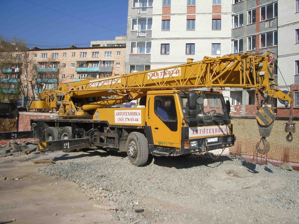 Автокран екатеринбург. Кран автотехника. ООО автотехника. ООО автотехника Кстово.