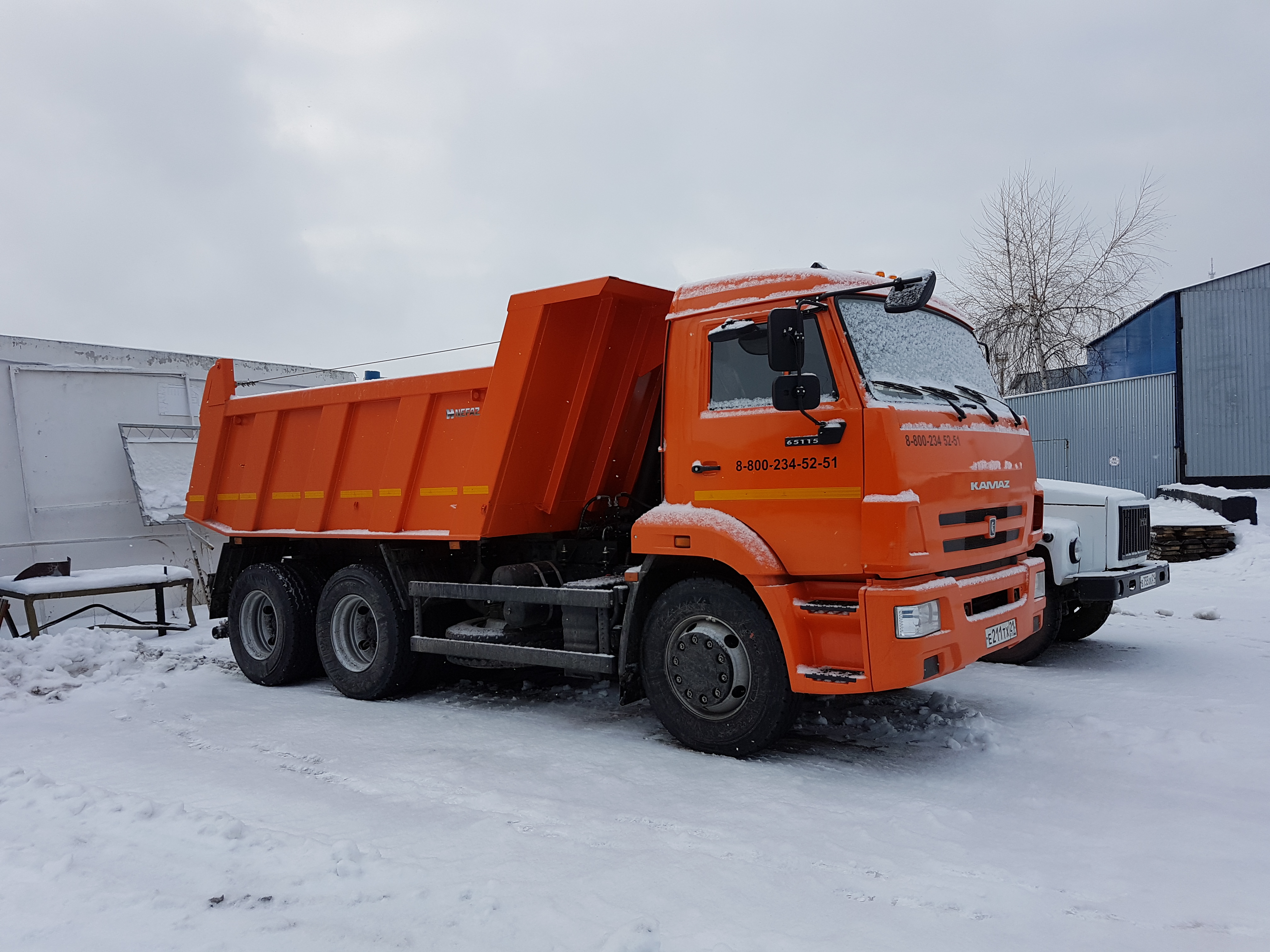 частные самосвалы. самосвал shacman sx3255dr384. частные самосвалы. самосвал в деревне. самосвал volvo 430.