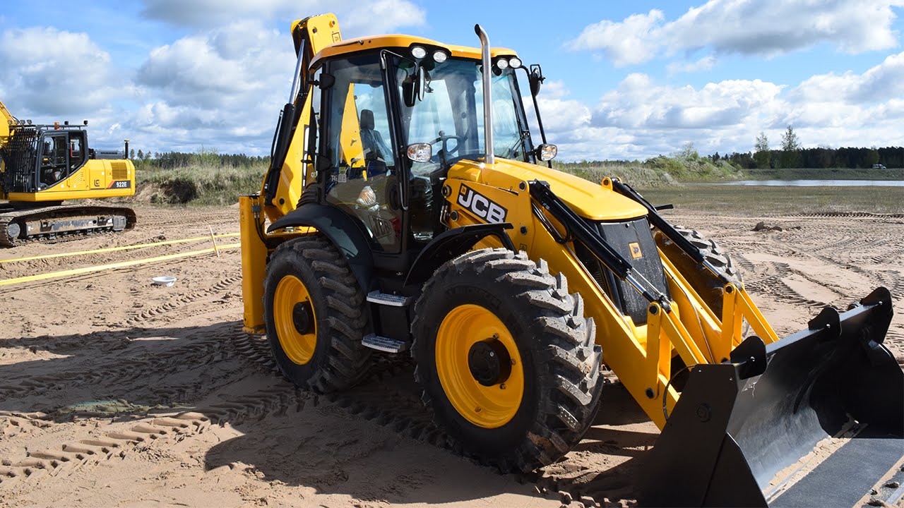 Трактор джисиби. Экскаватор-погрузчик JCB 4cx. Трактор JCB 4cx. JSB экскаватор 4cx. Фронтальный погрузчик JCB 4cx.