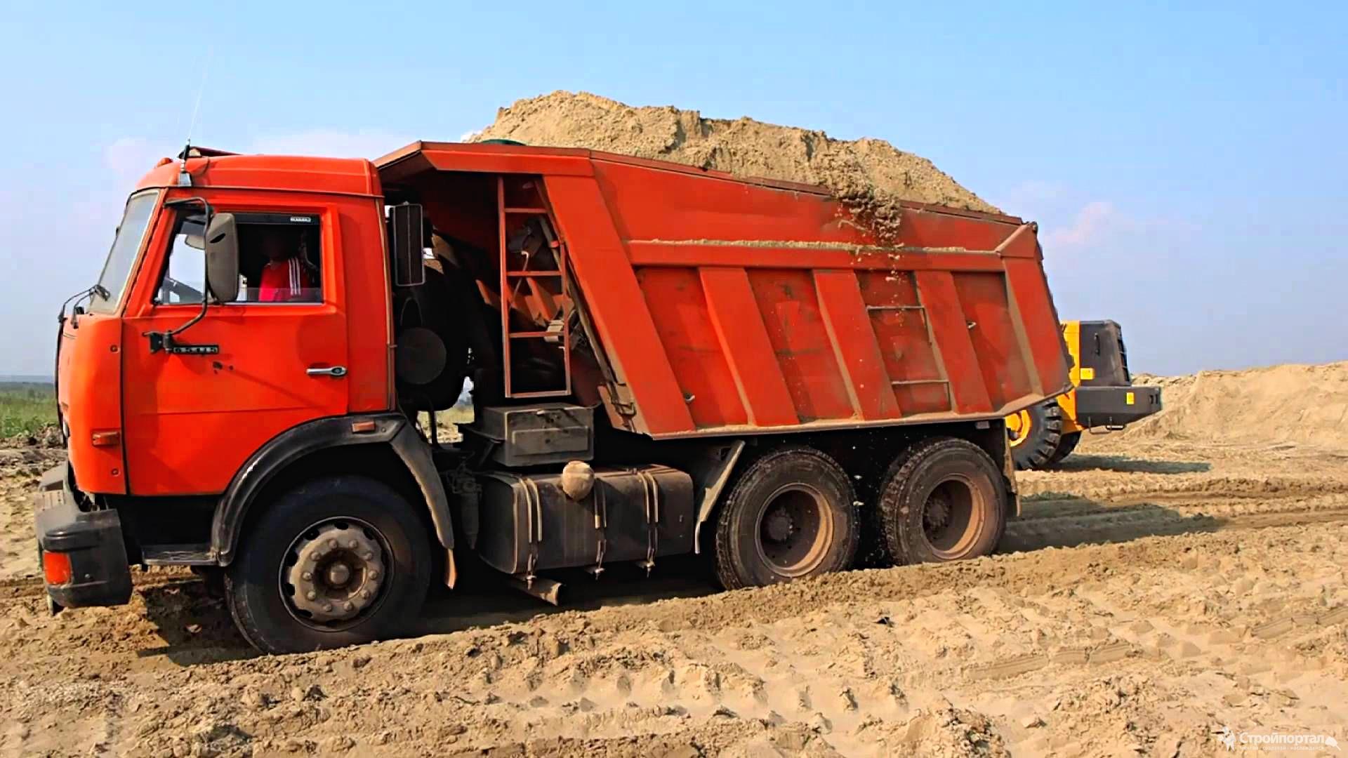 КАМАЗ 65115 самосвал с песком