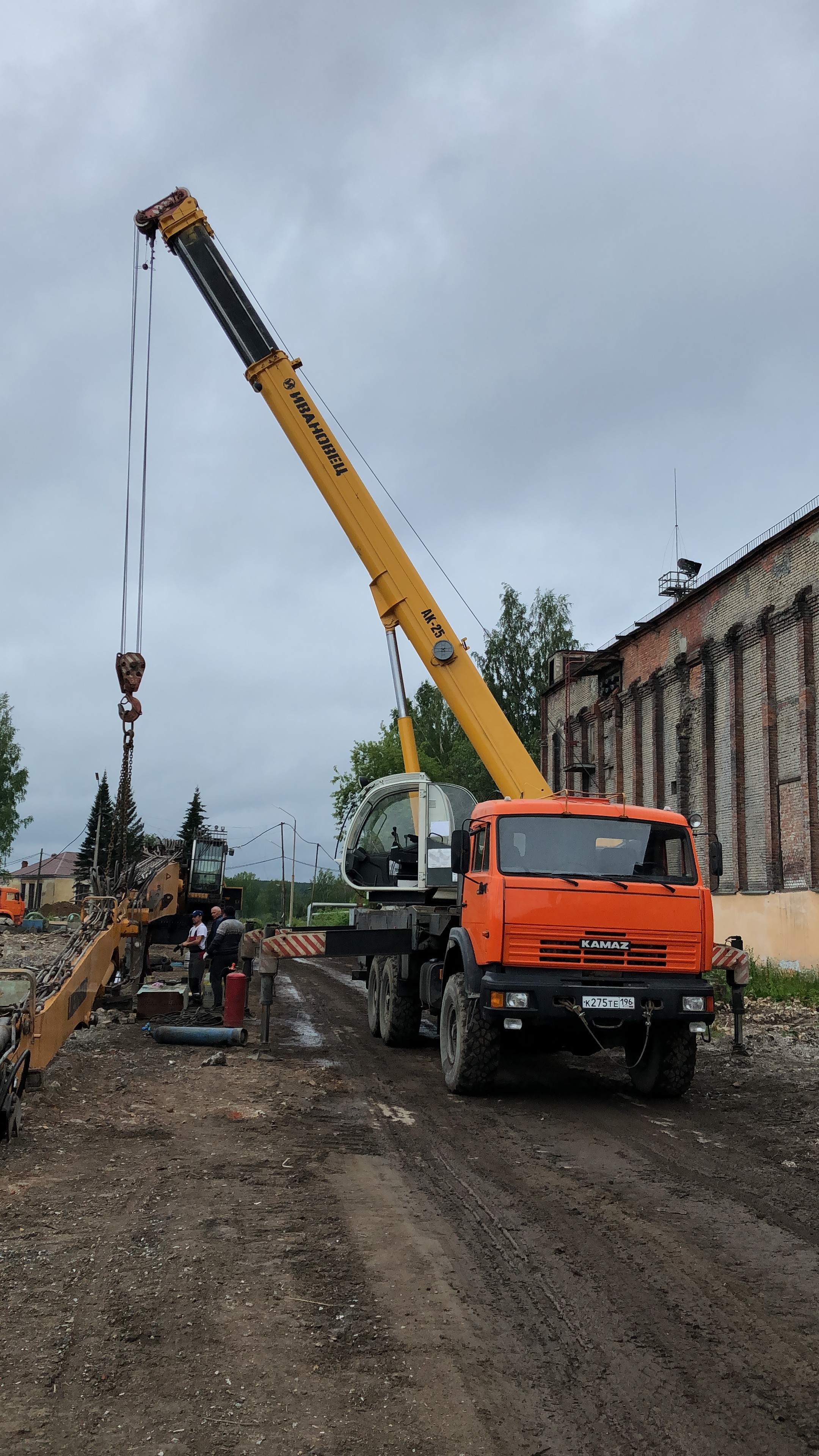 Аренда автокрана — Нижняя Тура | Цены от собственников на услуги крана