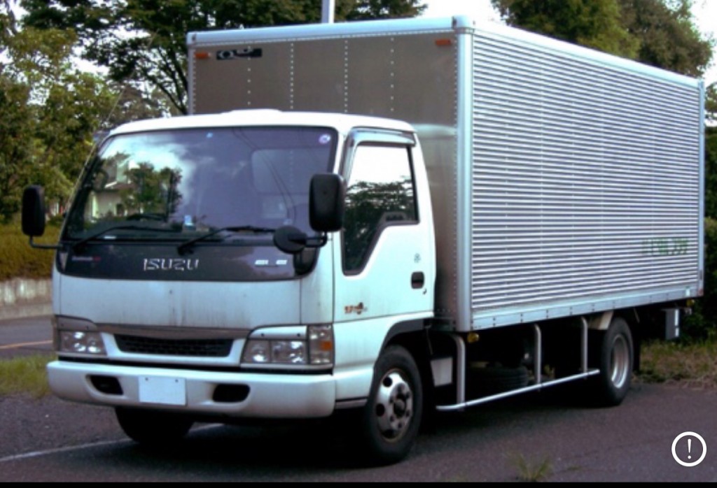 Купить японский грузовик до 3 тонн. Грузовики Исудзу малотоннажные. Исузу 3 тонник. Исудзу Эльф фургон. Исузу до 3.5 тонн.