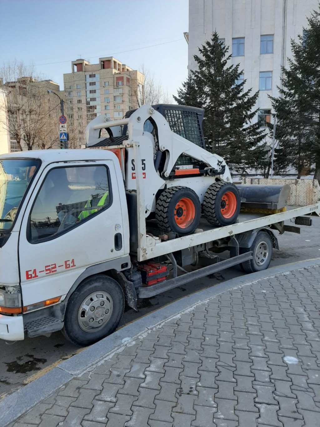 Услуги эвакуатора грузоподъемностью 3 тонн — Хабаровск