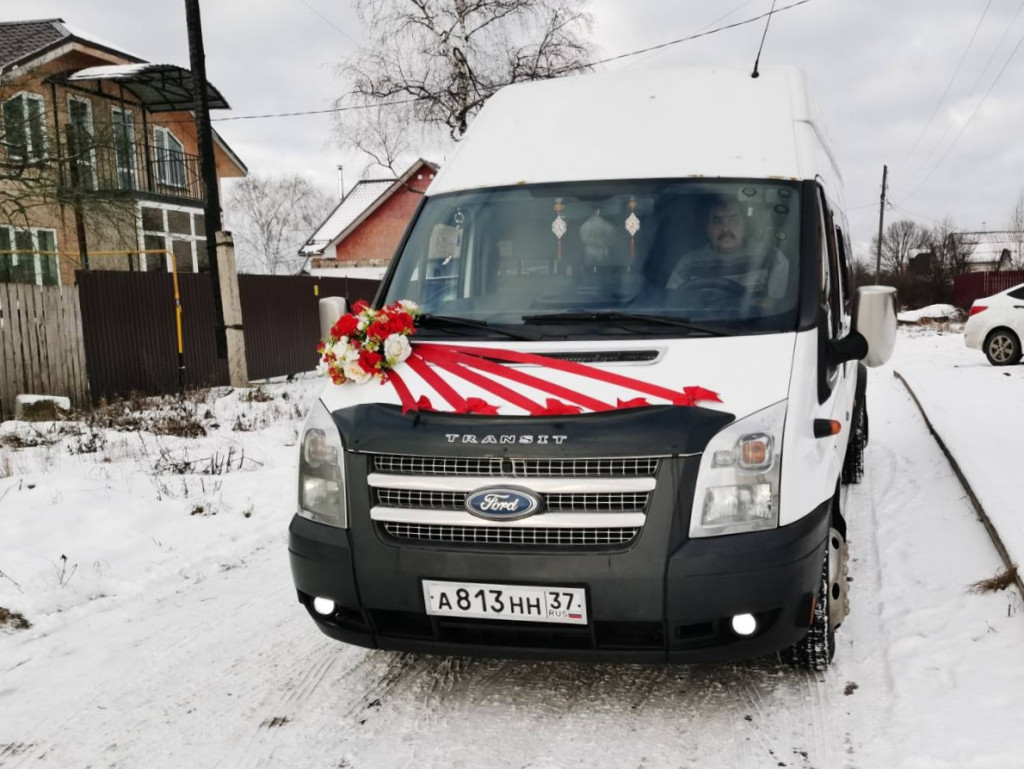 Микроавтобус на свадьбу в Иваново | Аренда свадебного автобуса с водителем