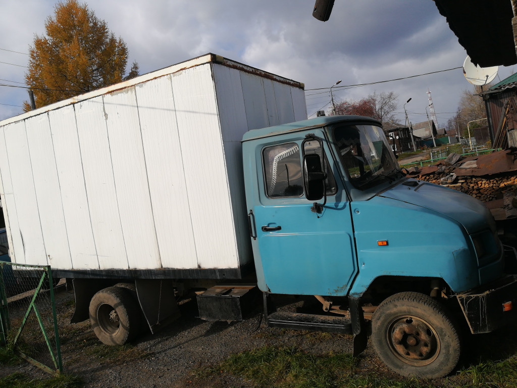 Грузовое такси в Алапаевске — цены на услуги грузотакси с грузчиками  заказать недорого | Перевозка-24