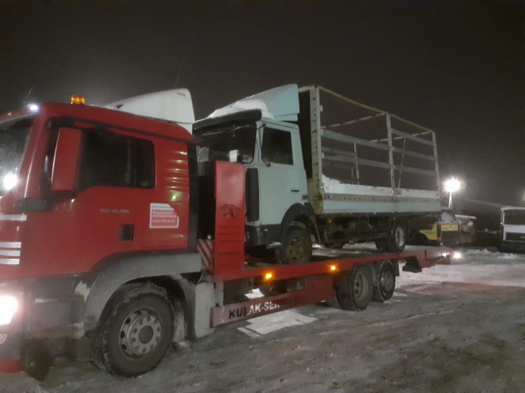 Эвакуатор Троицкий проспект, Архангельск, Архангельская область телефон:  8921-293-97-93 (Екатерина)