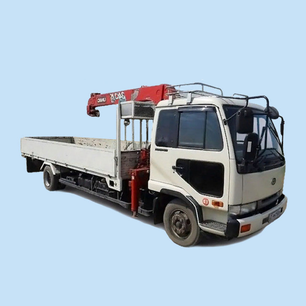 Услуги манипулятора во владимире. Nissan Diesel Condor манипулятор 5 тонн. Воровайка Ниссан дизель Кондор. Ниссан дизель самогруз. Ниссан дизель Кондор манипулятор габариты.