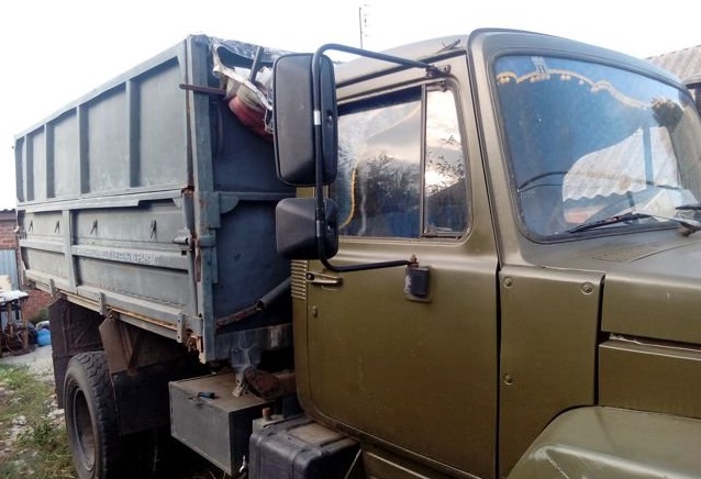 белгород вывоз. зил 5301 дизель. белгород вывоз. эвакуатор для катка. газель фермер грузоподъемность 2 тонны.