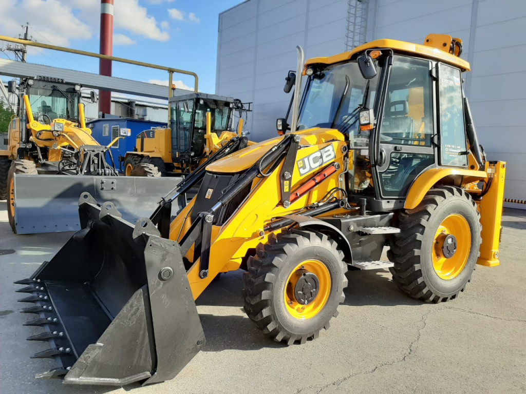 Аренда экскаватора-погрузчика JCB 3CX Свердловская область, Нижний Тагил,  улица Дружинина, 82 телефон: +79222044408 (СоюзСпецТранс)