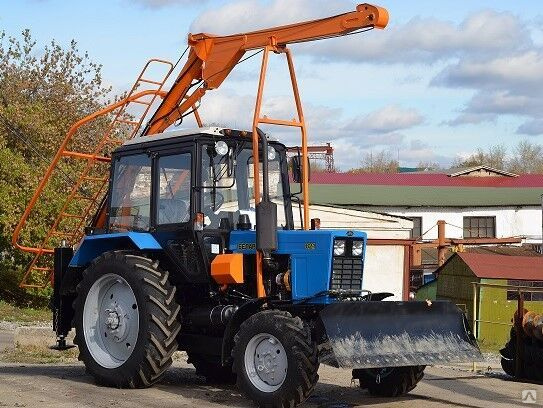 Мтз-82 бм-205д. Машина бурильно-крановая бм-205в. Бкм 205. Бурильно-крановая машина бм-205д. Бм-205в на базе мтз-82.