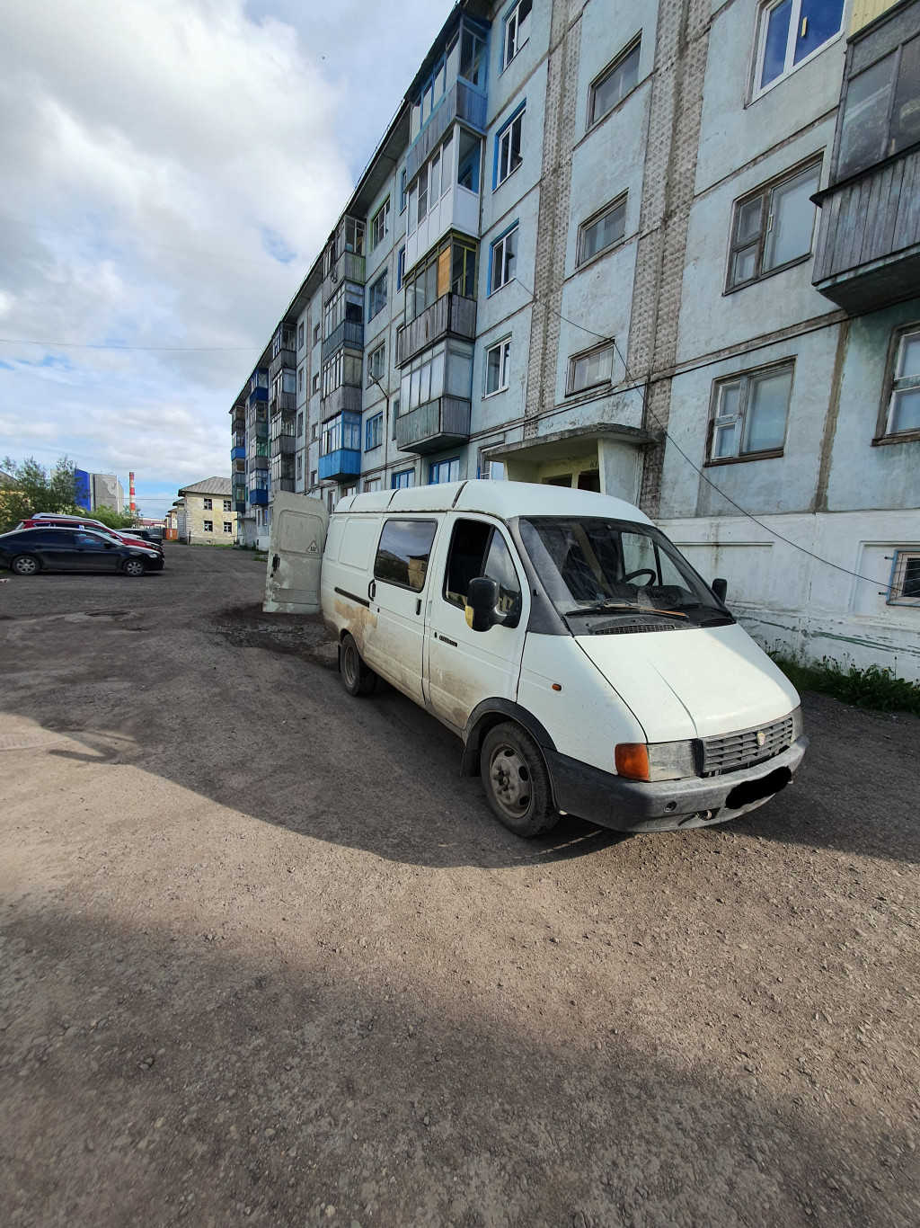 Грузовое такси в Воркуте — цены на услуги грузотакси с грузчиками заказать  недорого | Перевозка-24