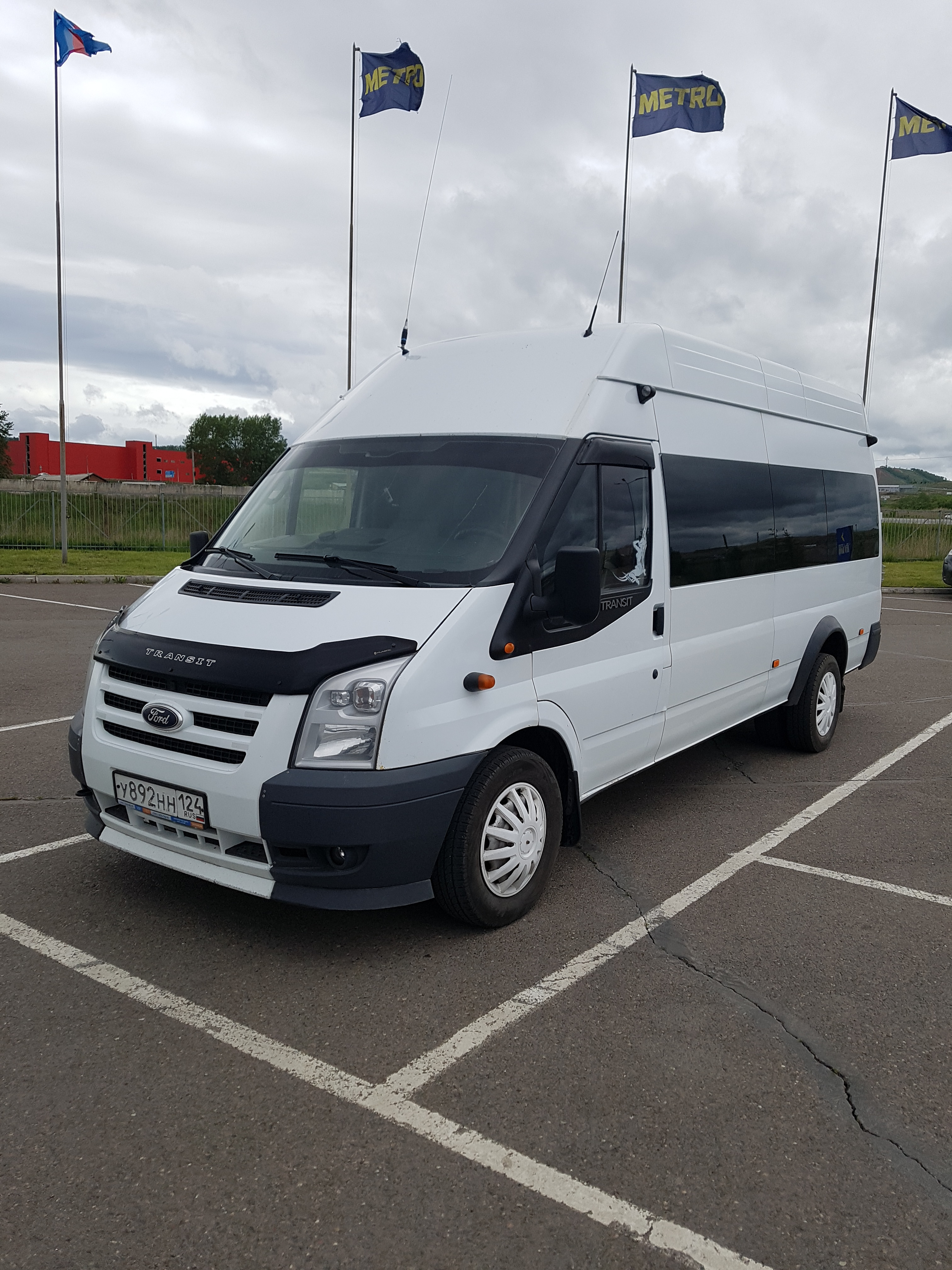 ford transit 17