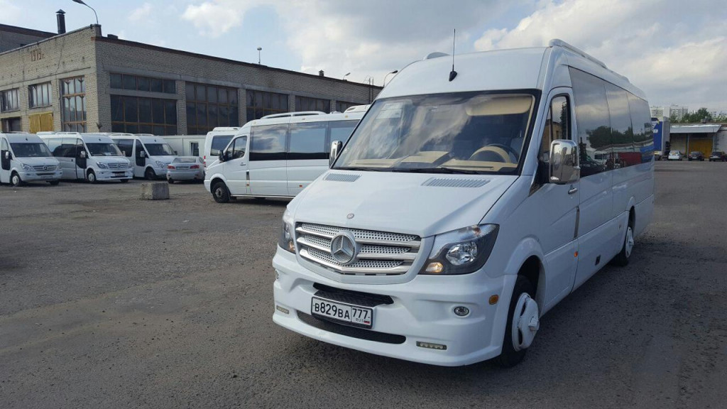 Микроавтобус в московскую область. Микроавтобус в московскую область. Форд транзит маршрут 580. Мерседес бенц спринтер маршрутка. Мерседес бенц спринтер мострансавто.
