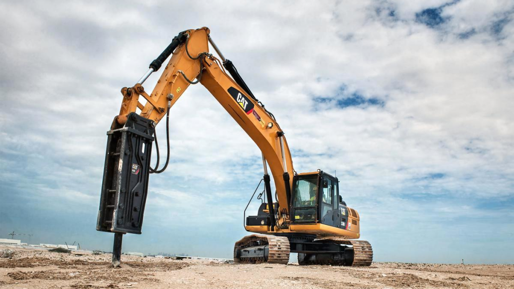 Работа экскаватора eksbaza. Гидромолот Caterpillar h70. Гидравлический молот JCB. Гидромолот для Cat 330