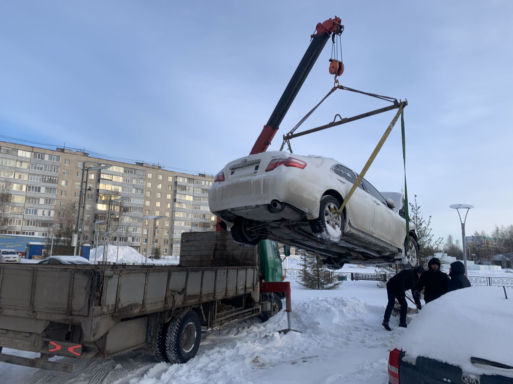 Вызвать эвакуатор в Мегионе недорого — цены за услуги эвакуации авто  круглосуточно | Перевозка-24