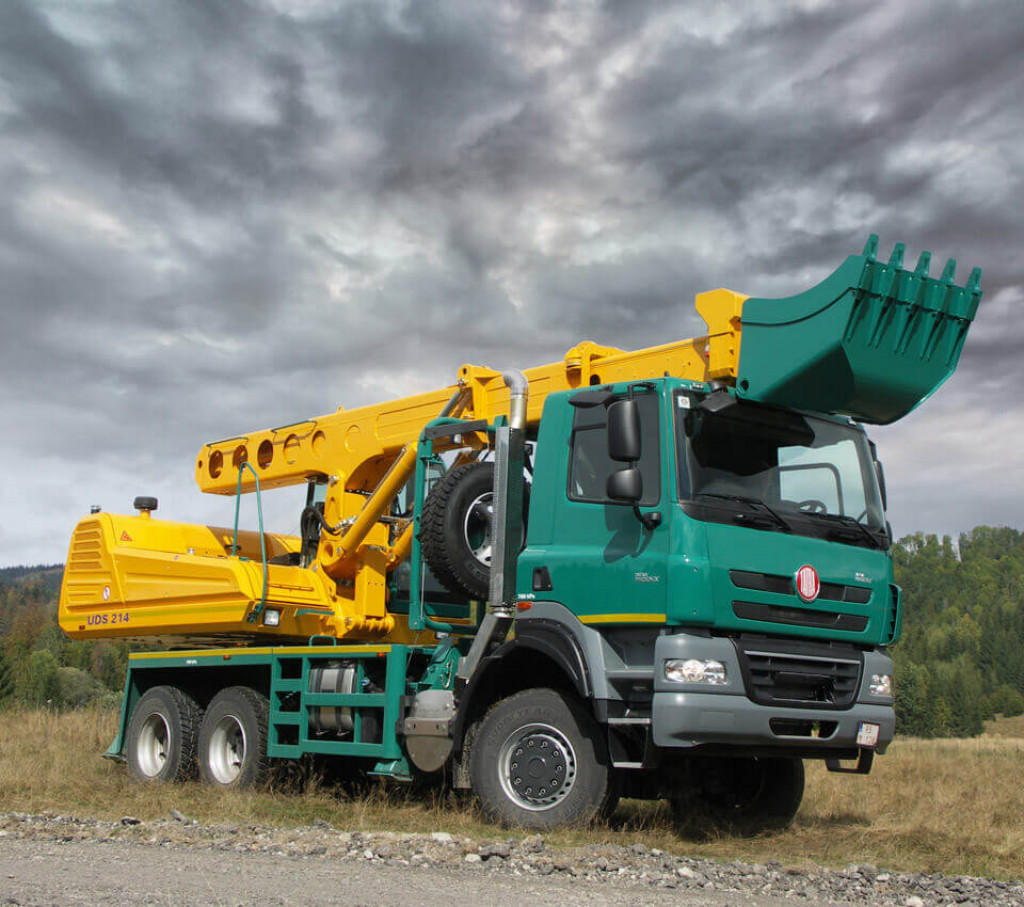 Экскаватор планировщик. Экскаватора Tatra UDS 214. Экскаватор-планировщик UDS 214. Экскаватором-планировщиком Татра УДС 214. Экскаватор _планировщик УДС (Татра).