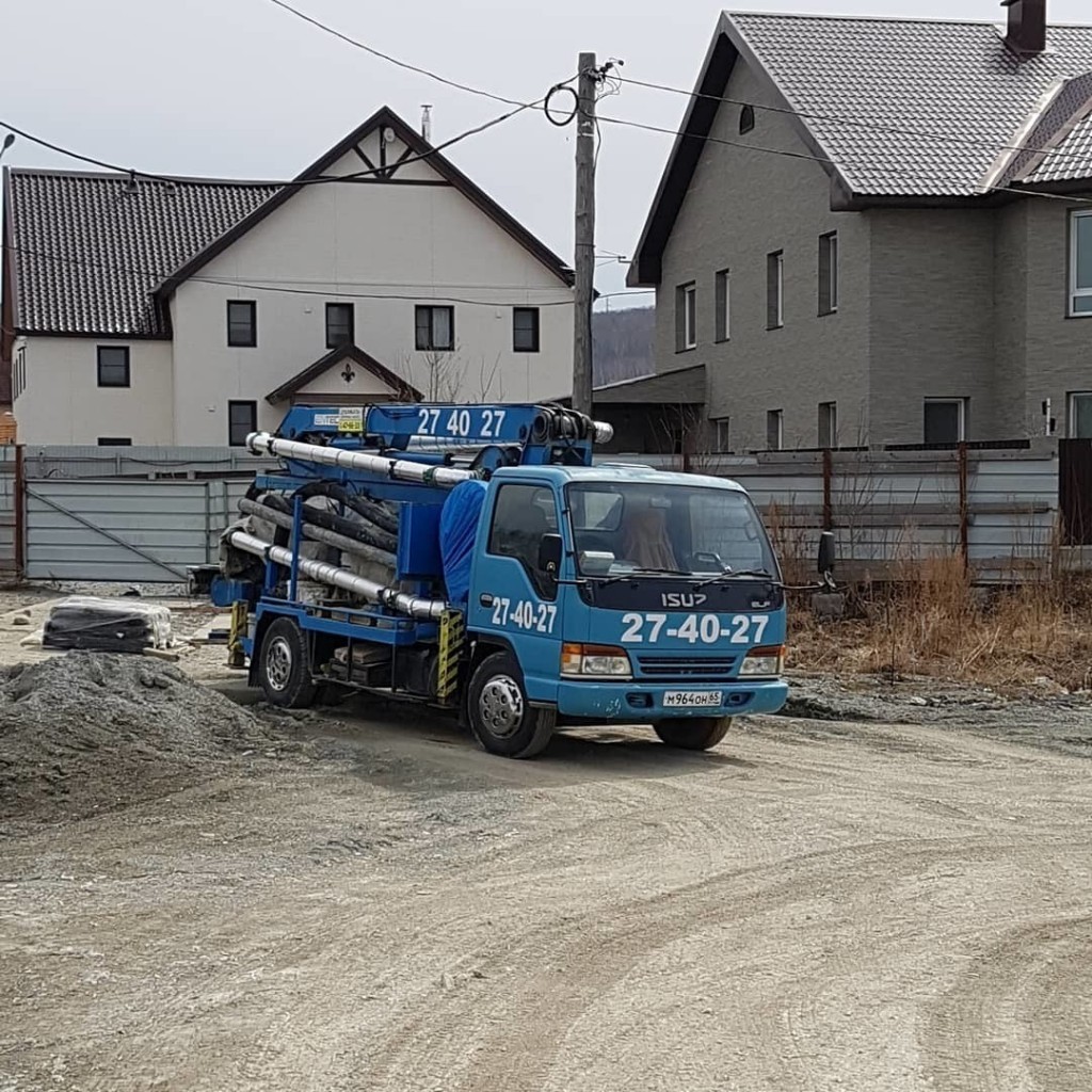 Аренда мини- бетононасоса Isuzu Сахалинская область, Южно-Сахалинск телефон:  27-40-27 (Максим)