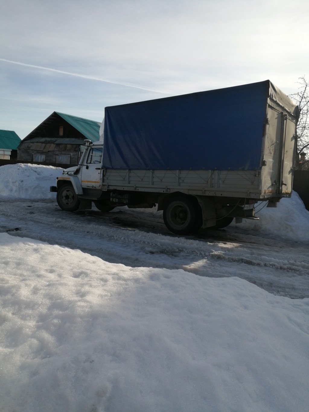 Грузовое такси в Сарапуле — цены на услуги грузотакси с грузчиками заказать  недорого | Перевозка-24