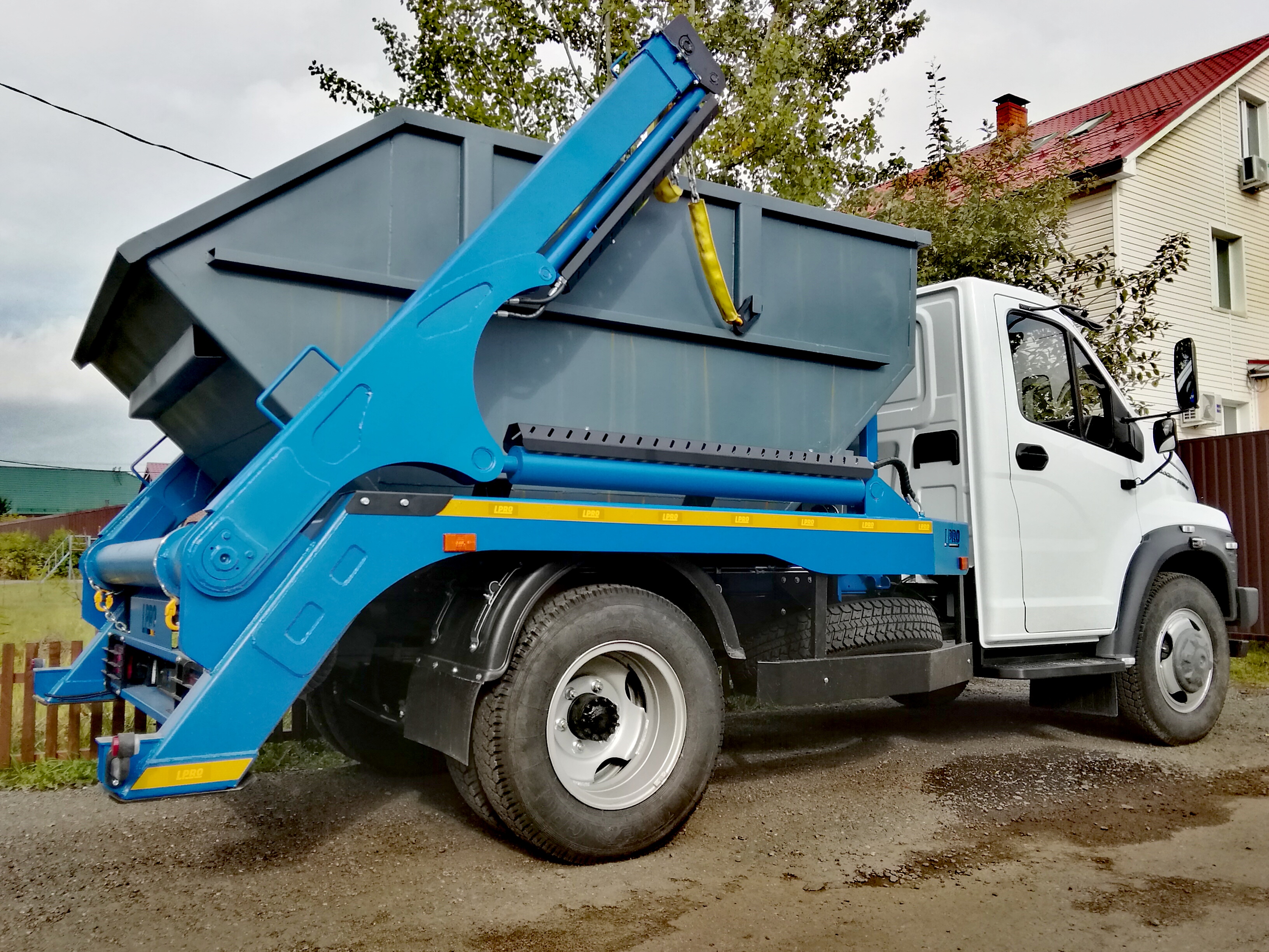 Вывоз старой мебели в жуковском