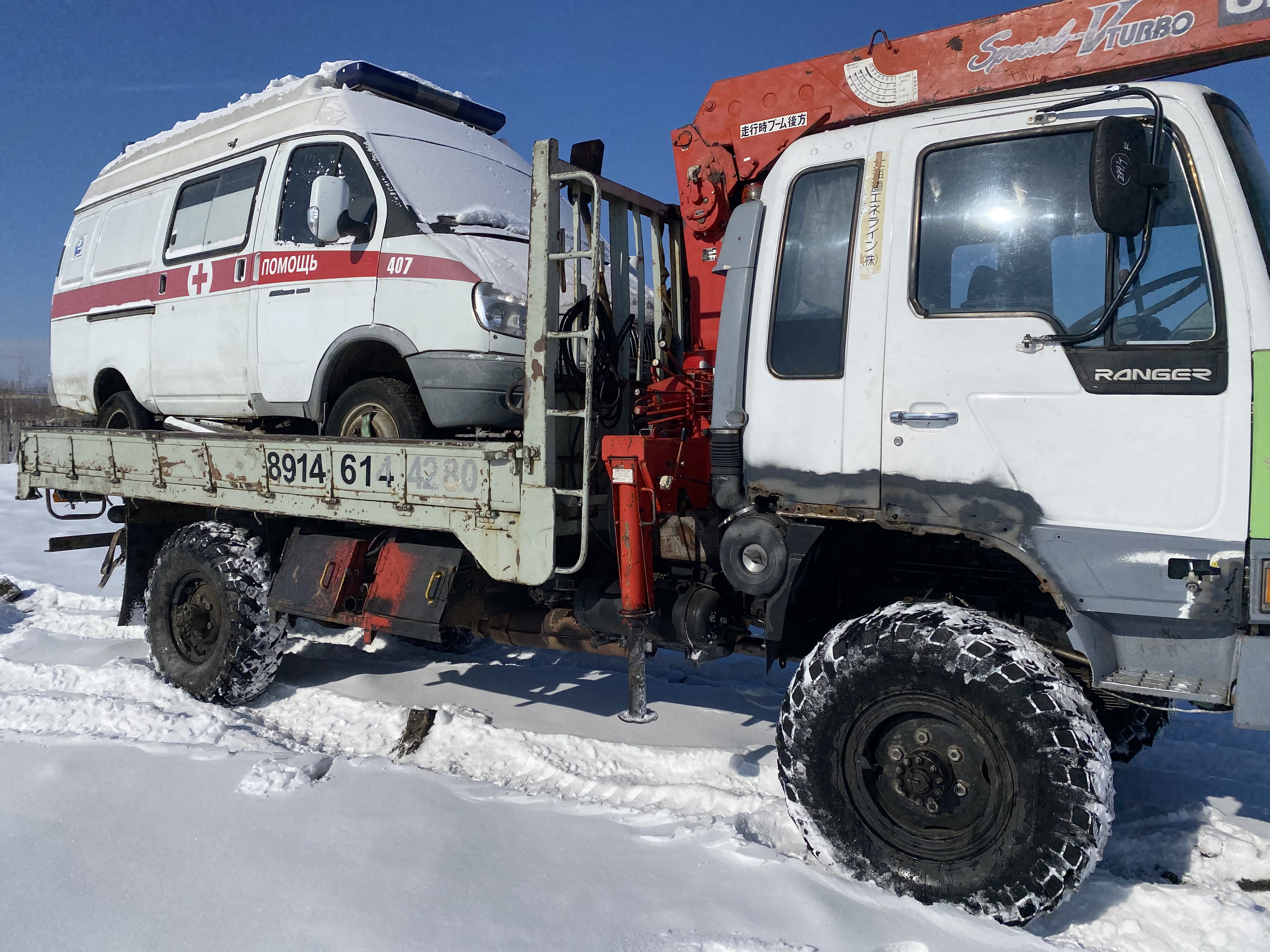 Эвакуатор 4wd манипулятор Комсомольск-на-Амуре Хабаровский край, Комсомольск-на-Амуре  телефон: +79242226446 (Данила)