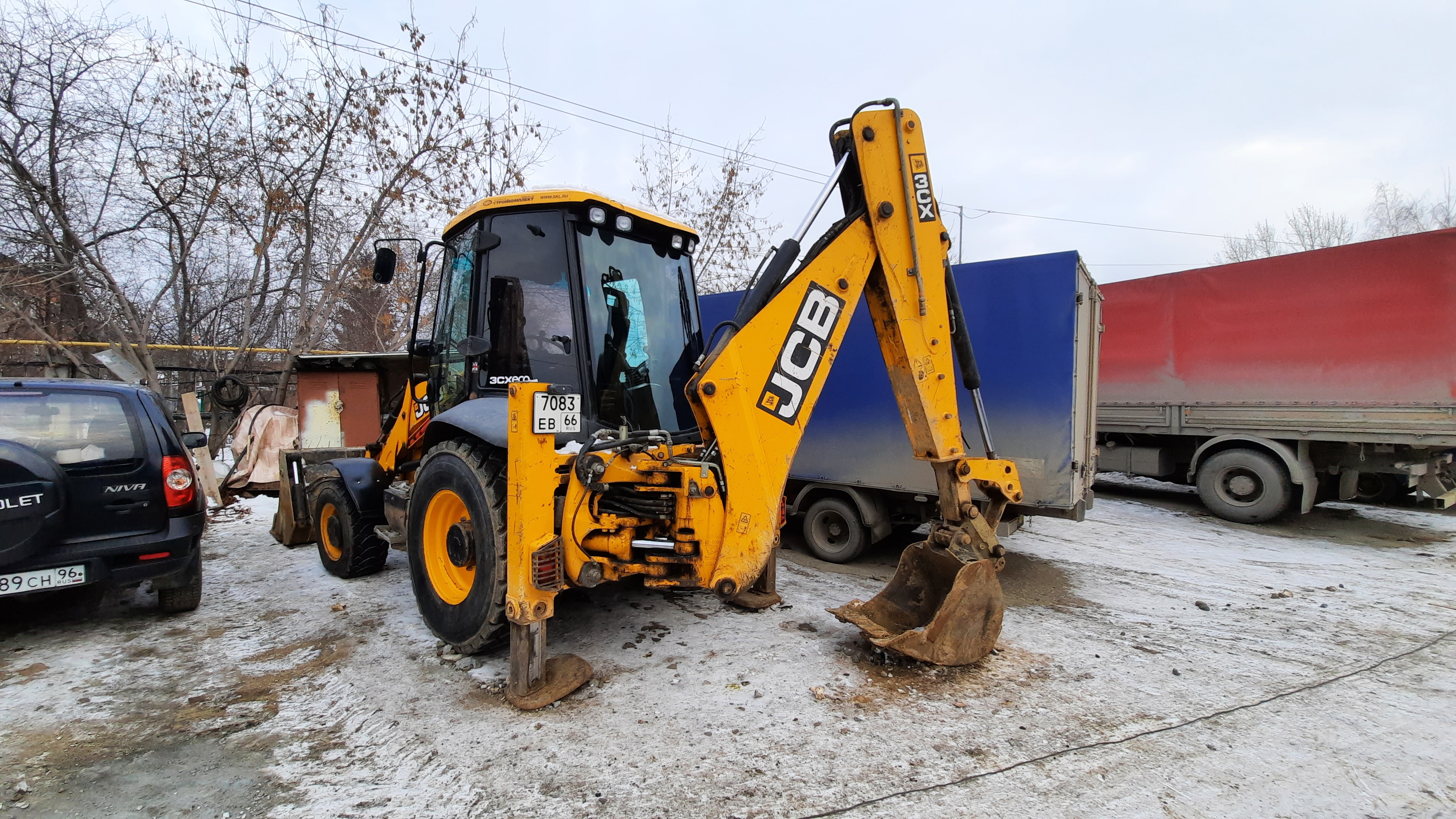 Погрузчик свердловский. JCB Екатеринбург.