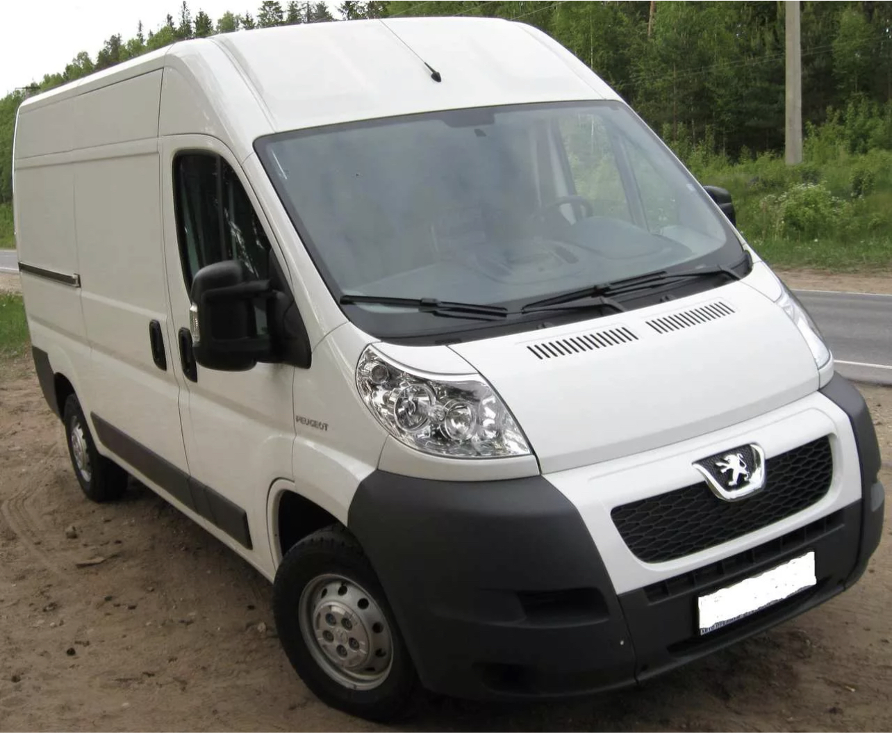 Пежо боксер фото. Peugeot Boxer 2.2. Peugeot Boxer 300. Peugeot Boxer 1. Пежо боксер цельнометаллический.