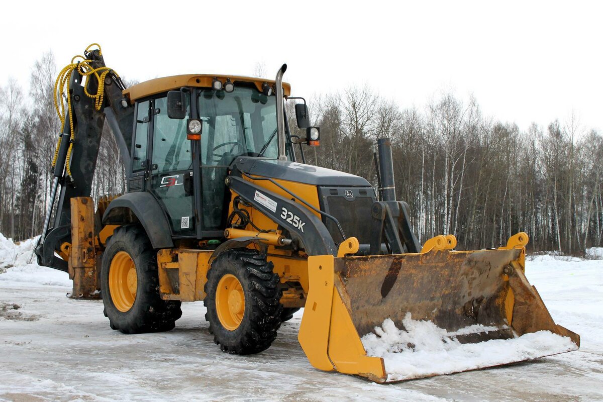 Погрузчик иркутск. John Deere 325. Экскаватор John Deere 325. Экскаватор-погрузчик Джон Дир 315sl. John Deere 325 SL.