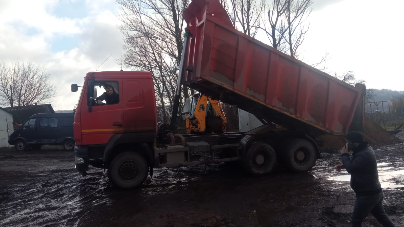 Услуги самосвала в Мордовии | Аренда самосвальной техники на сайте  Перевозка 24