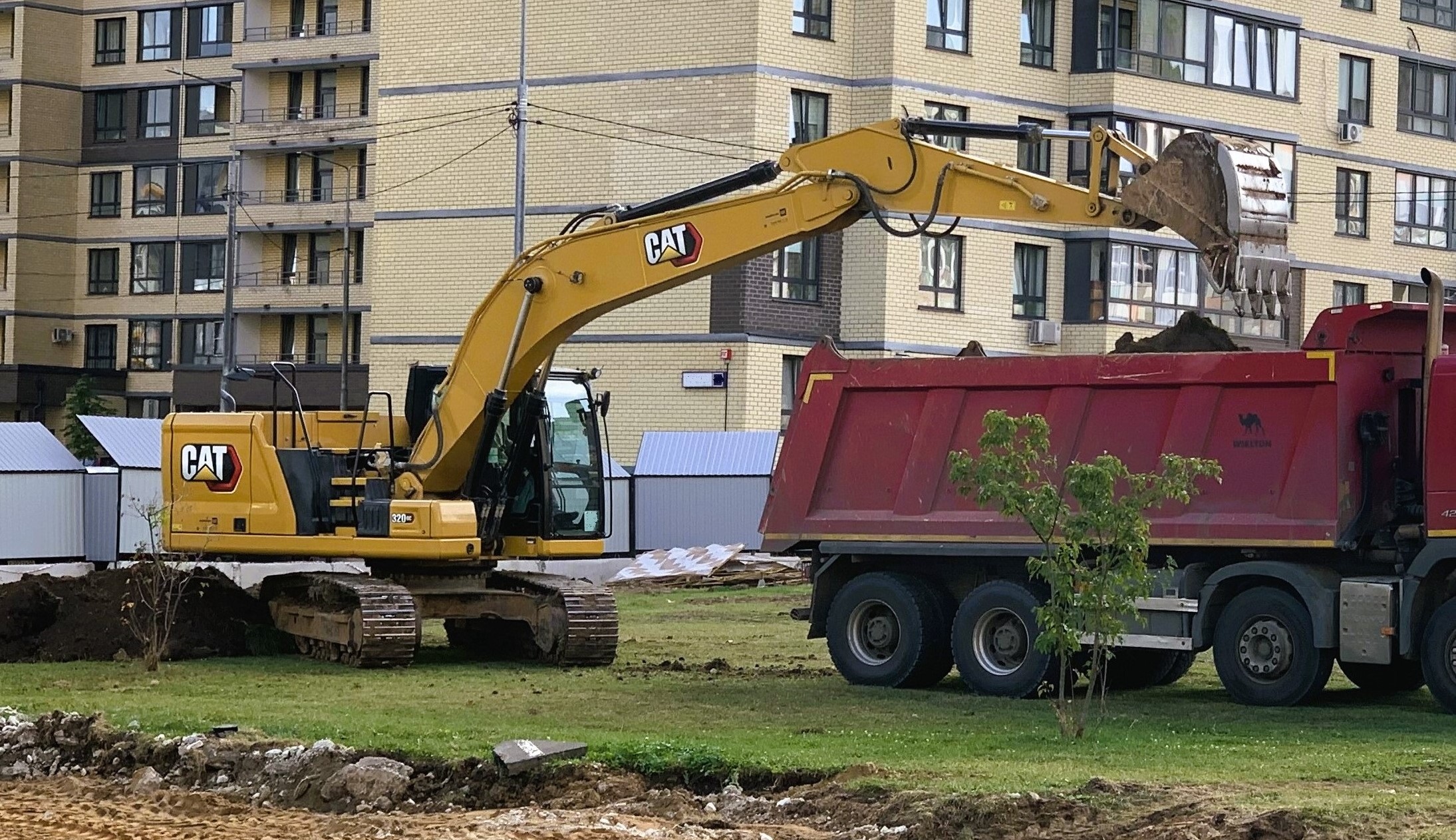 Аренда экскаватора — Ивантеевка (Московская область) | Цены от владельцев  гусеничных экскаваторов на услуги за час | Перевозка-24