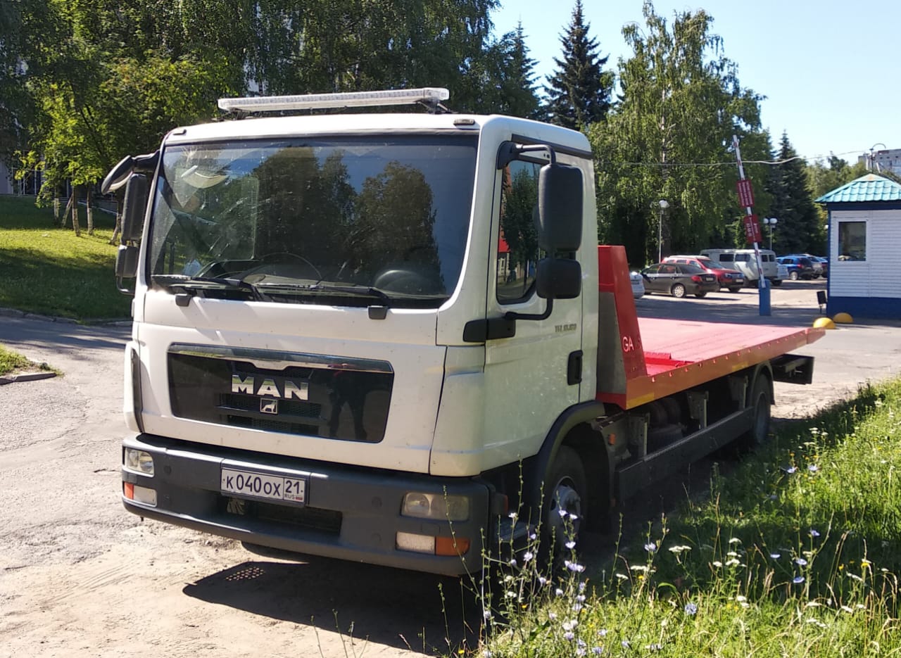 Вызвать эвакуатор в Гаджиево недорого — цены за услуги эвакуации авто  круглосуточно | Перевозка-24