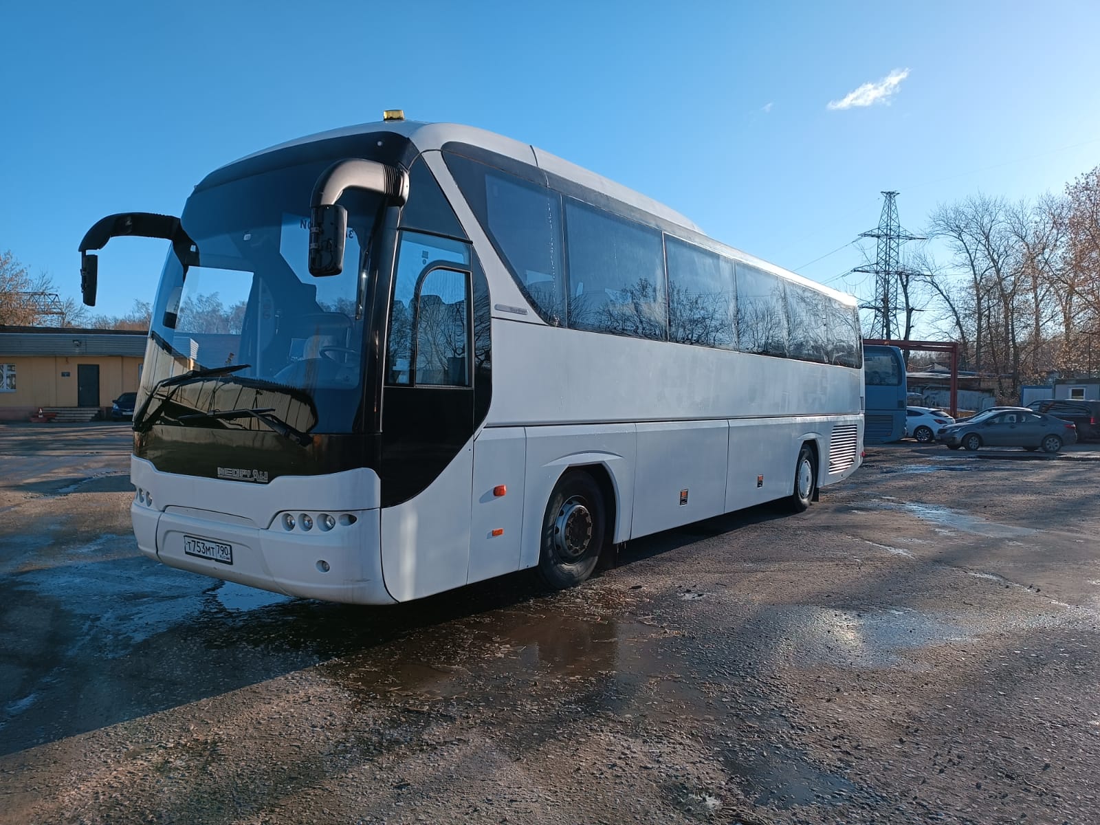 Аренда автобуса — Истра | Цены на заказ автобуса с водителем на сайте  объявлений Перевозка-24