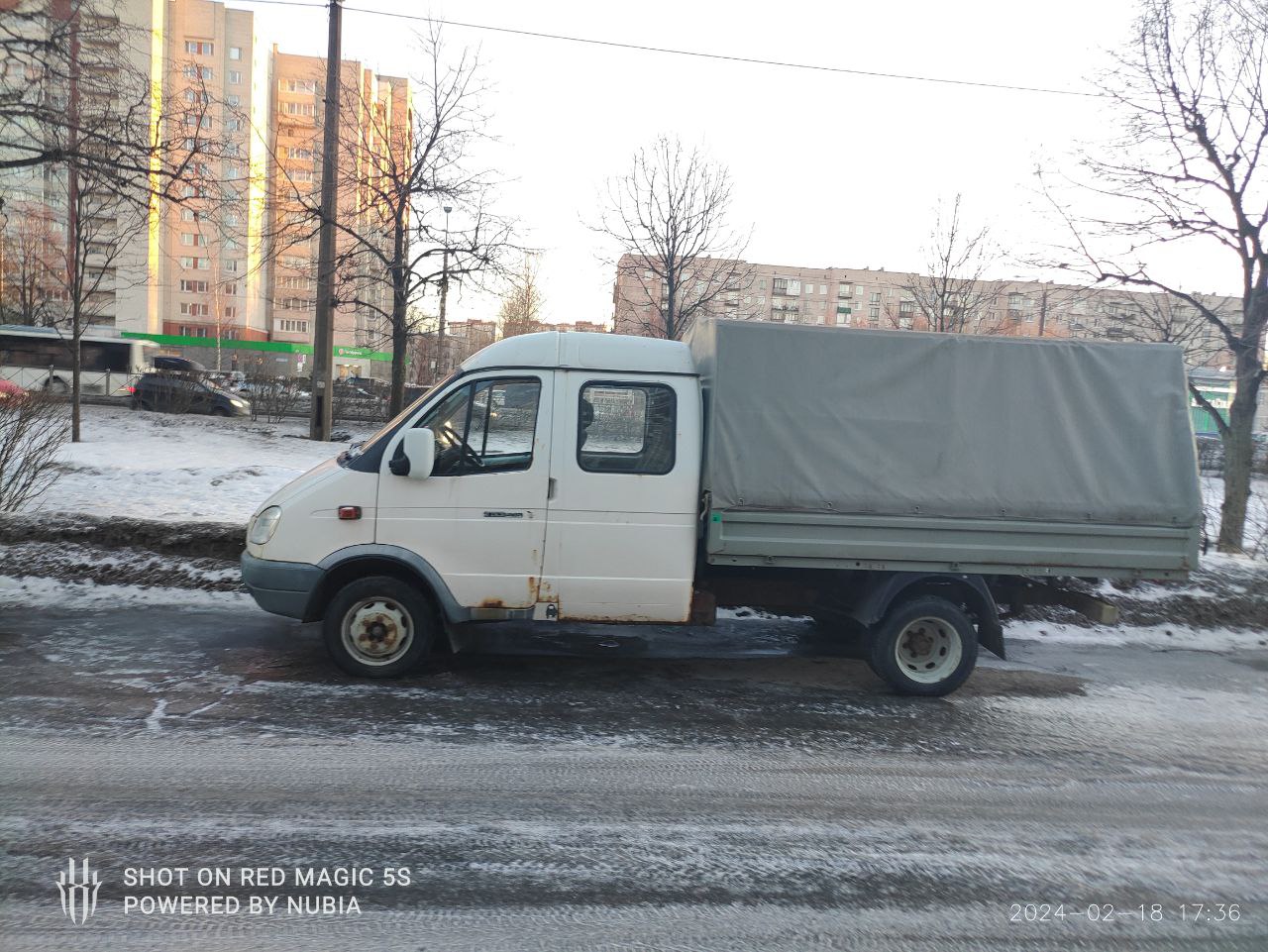 Малотоннажные перевозки грузов 2 тонны в Колпино | Доставить груз до 2 т