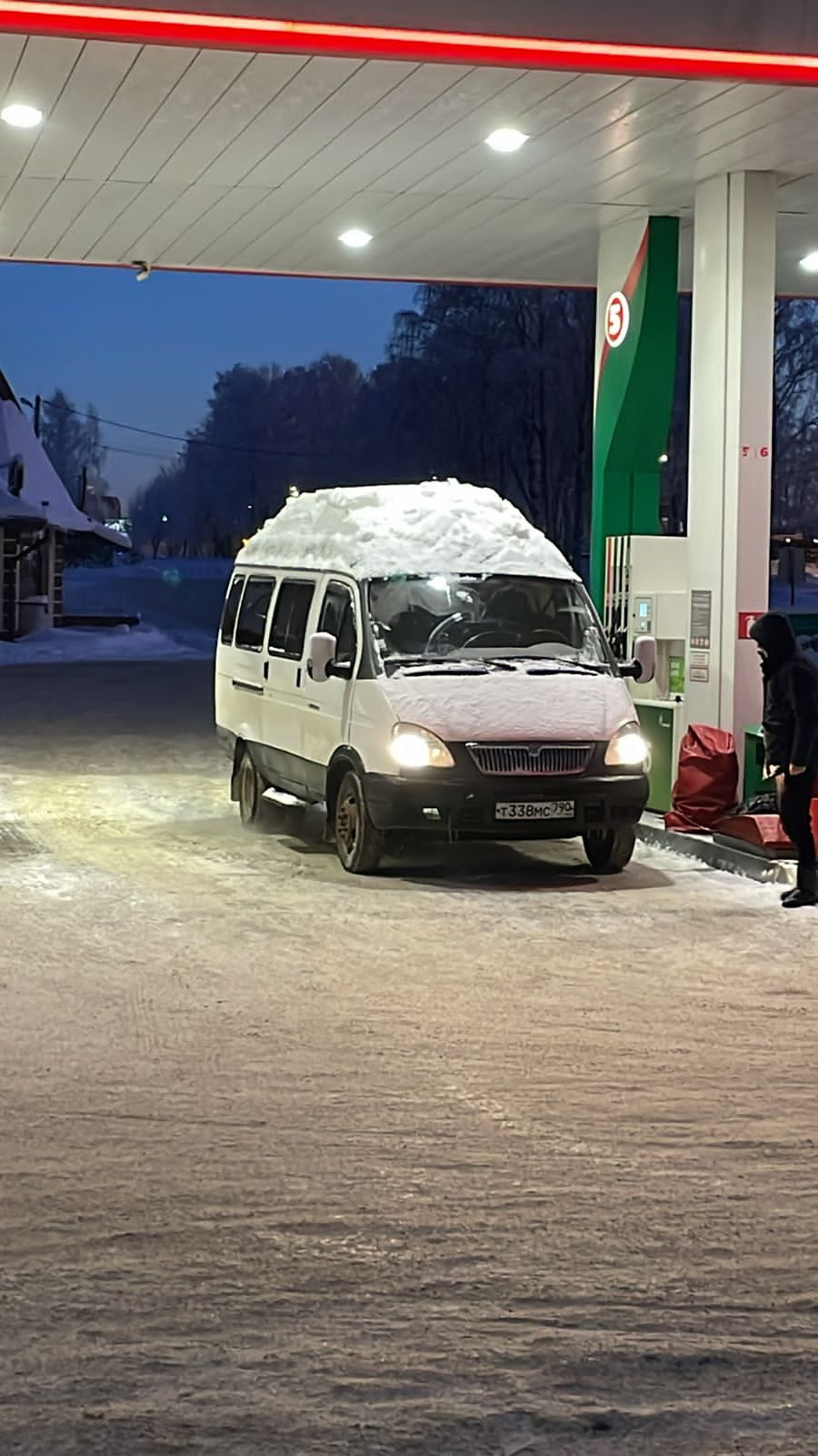 Грузовое такси в Красногорске (Московская область) — цены на услуги  грузотакси с грузчиками заказать недорого | Перевозка-24