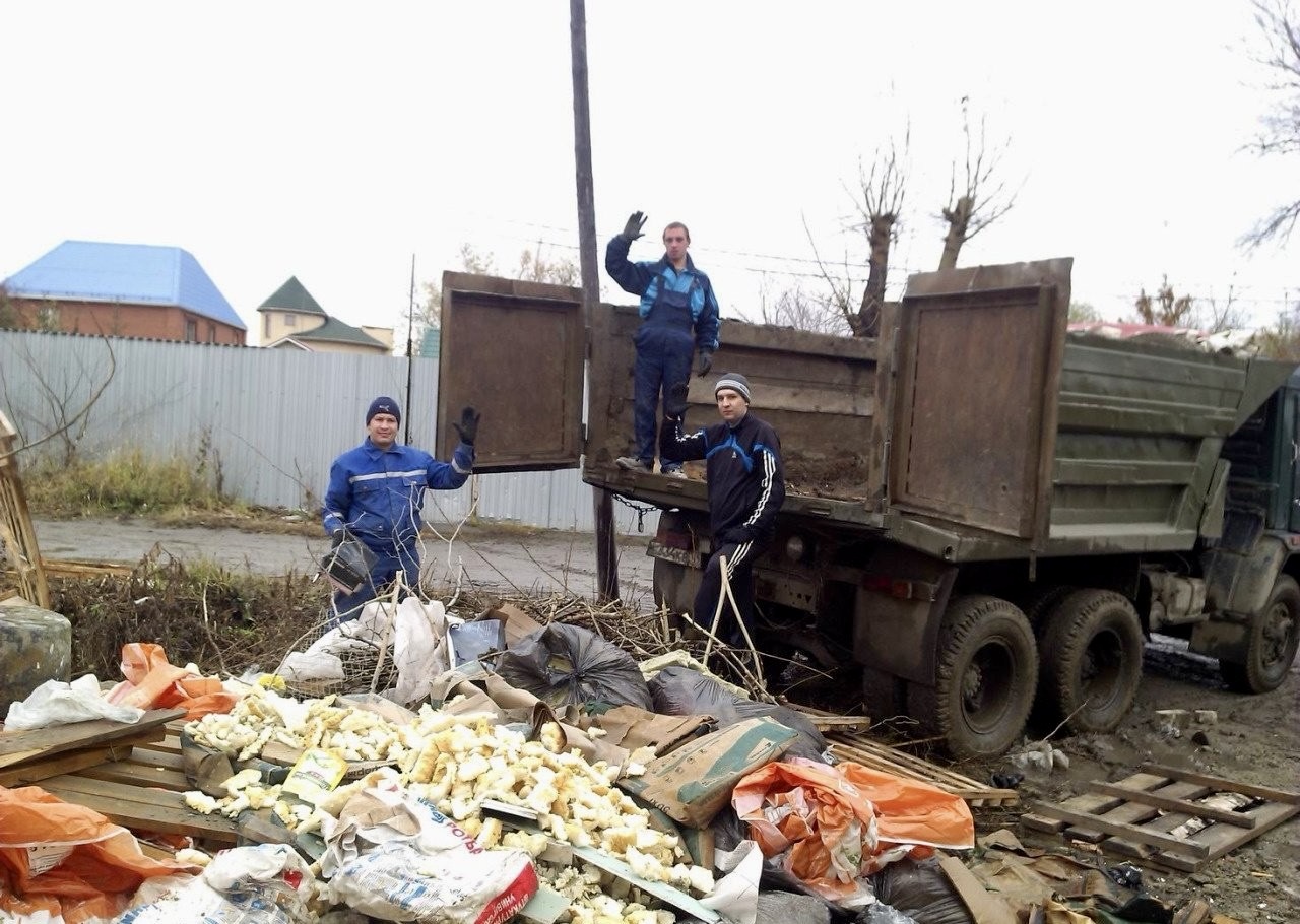 Вывоз мусора в Выборге недорого — цены на услуги погрузки и вывоза |  Перевозка-24