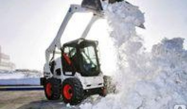 Уборка а вывоз снега на грузовике в Сургуте