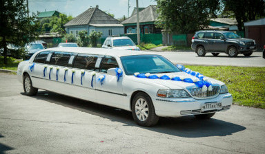 Объявление от -=Лимузин Вояж=-: «Прокат свадебного лимузина для праздничного повода» 1 фото