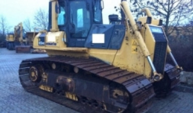 Объявление от Осипенко Антон: «KOMATSU D65 PX-15» 1 фото