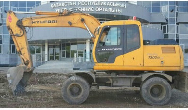 Объявление от Продавец: «Мини-экскаватор Hyundai 1300 WM» 1 фото