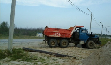 Самосвалы и тонары от Лиза: Урал  1 фото