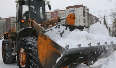 Уборка снега трактором в Новочебоксарске