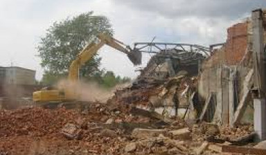 Объявление от Бригадир: «Оказываем услуги по сносу и демонтажу зданий» 1 фото