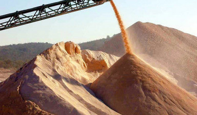 Продам тырсу, строительный песок с доставкой в Алуште