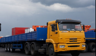 услуги по перевозке грузов длинномером