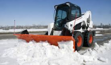 Уборка снега опытными работниками