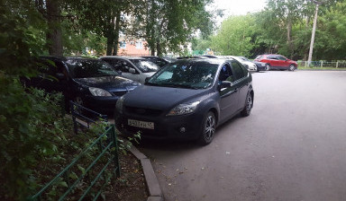Объявление от Андрейкин Андрей Владимирович: «Форд фокус 2 хетчбек. Такси 89961829201» 1 фото