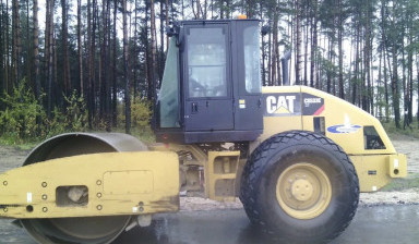 Объявление от ТРАНСГАРАНТ: «Каток грунтовый аренда.» 1 фото